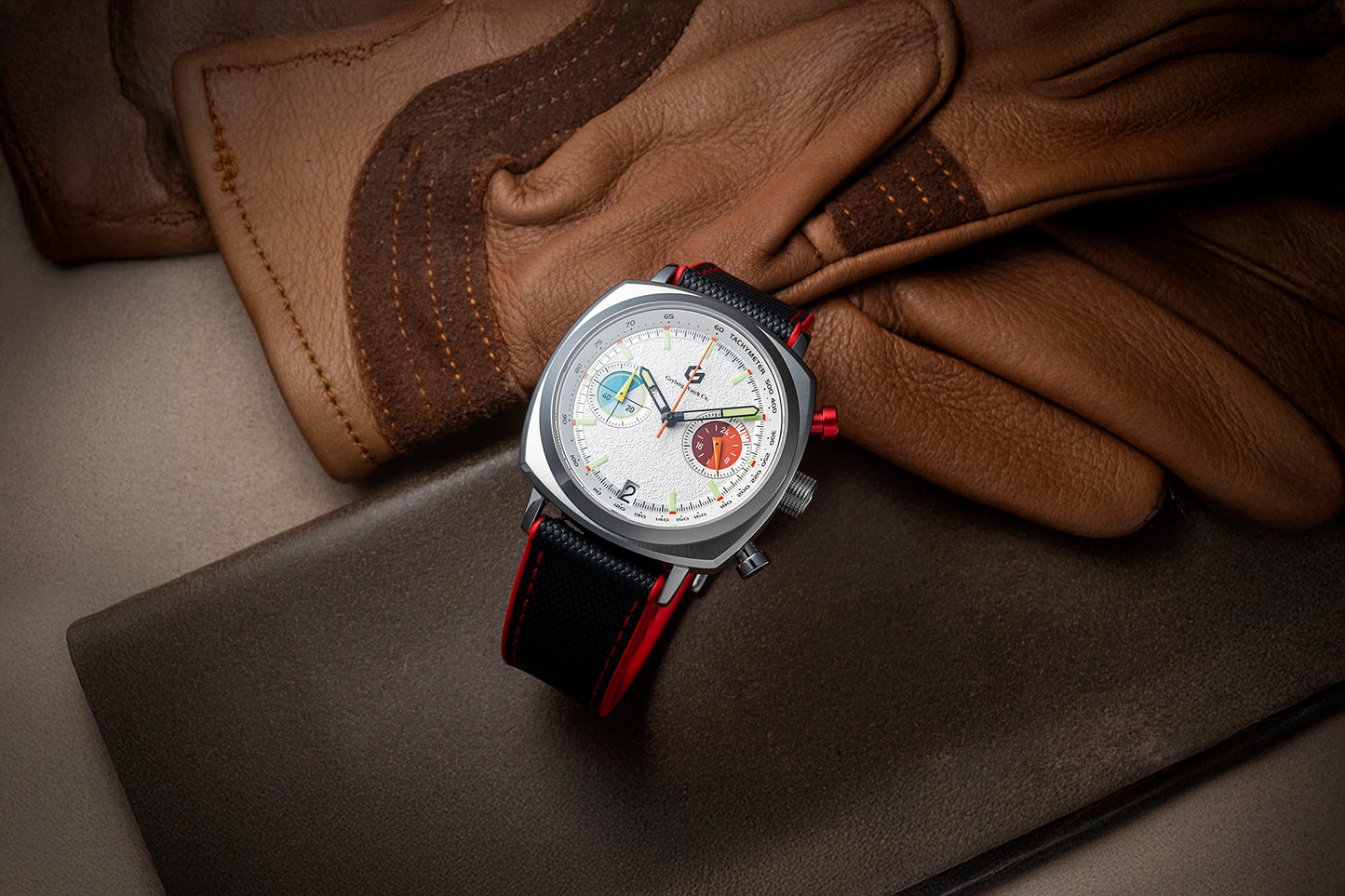 APEX - Hybrid Chronograph